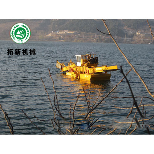銷往濟南臥虎山水庫保潔船  